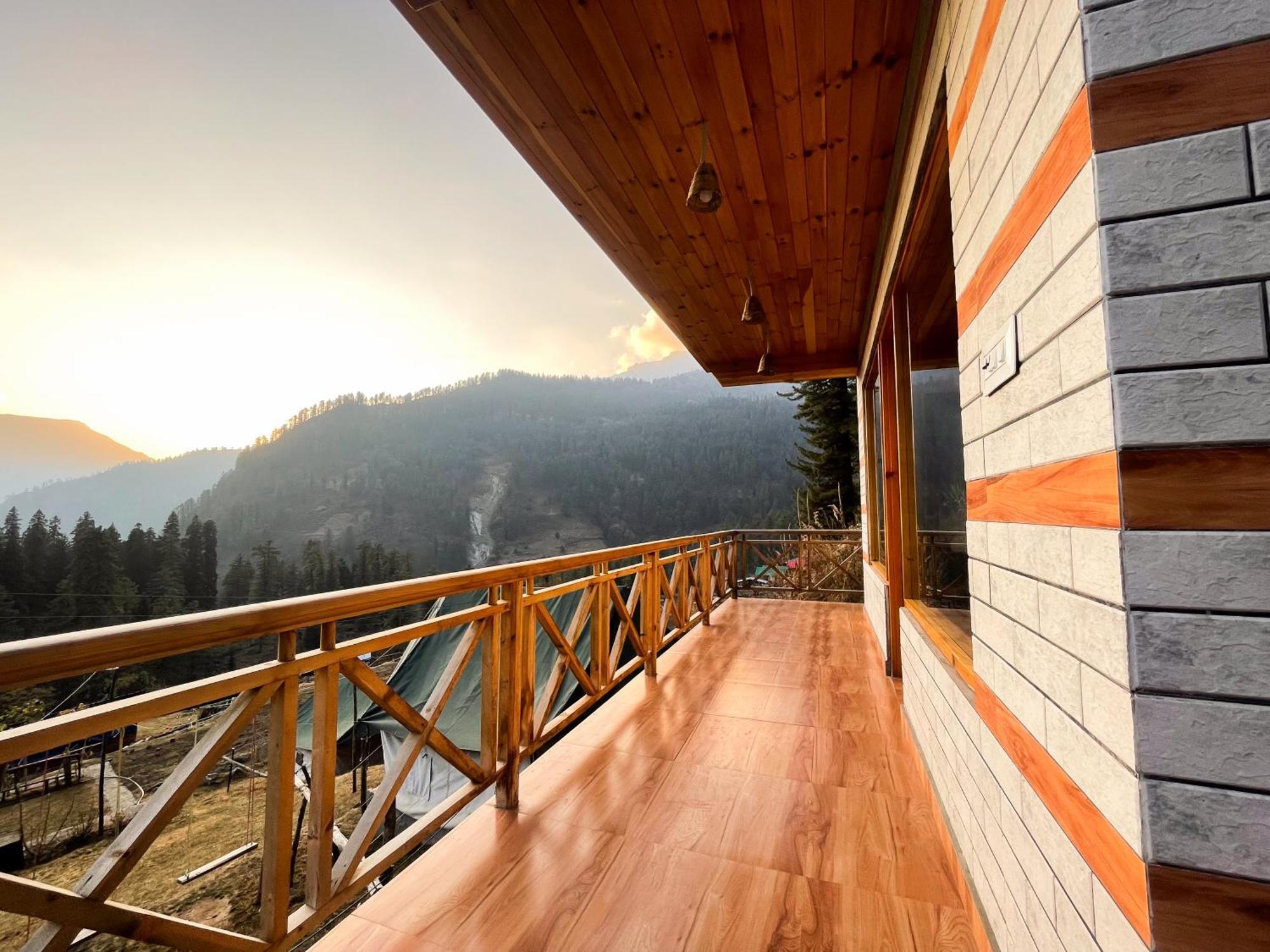 Singing Woods Kutla Hotel Kulu Exterior foto